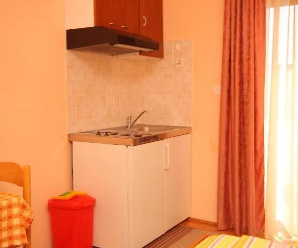 招待所 And With Parking Space - 6917 3*