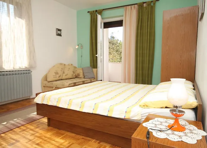 And With Parking Space - 6917 招待所 波雷奇