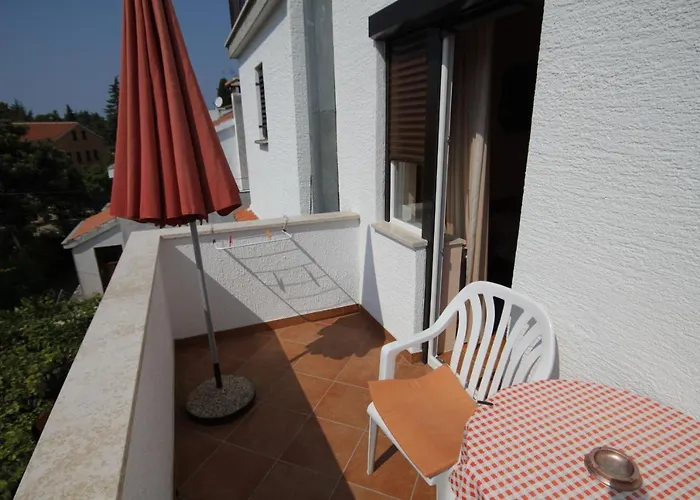 And With Parking Space - 6917 招待所 3*