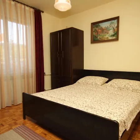 Affittacamere And With Parking Space - 6917 3*