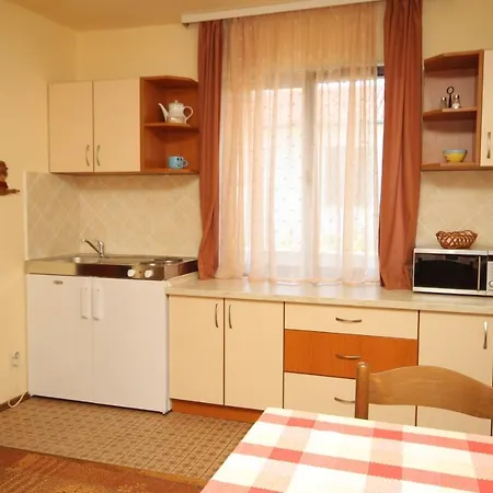 And With Parking Space - 6917 Affittacamere 3*