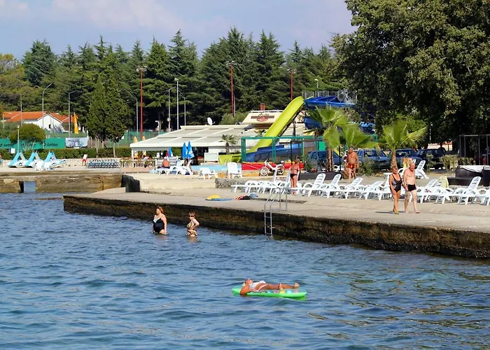 And With Parking Space - 6917 게스트하우스 3*