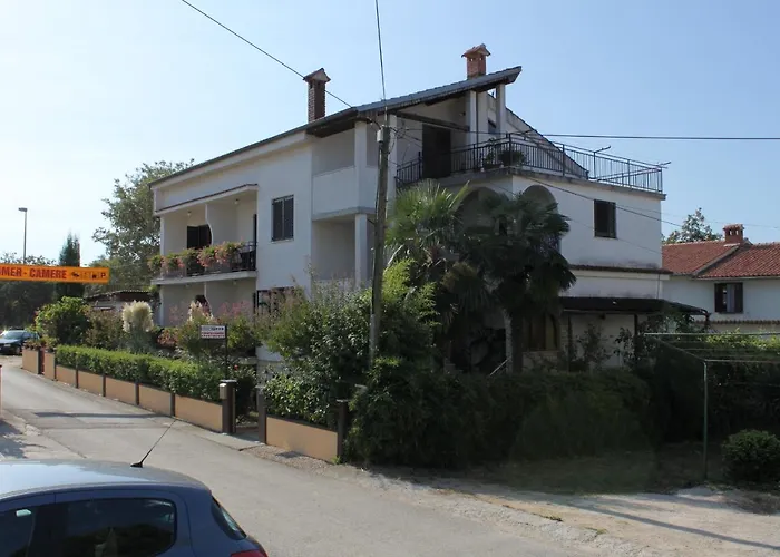 And With Parking Space - 6917 게스트하우스 포레치