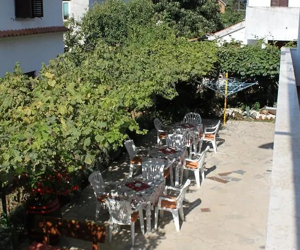 게스트하우스 And With Parking Space - 6917 3*